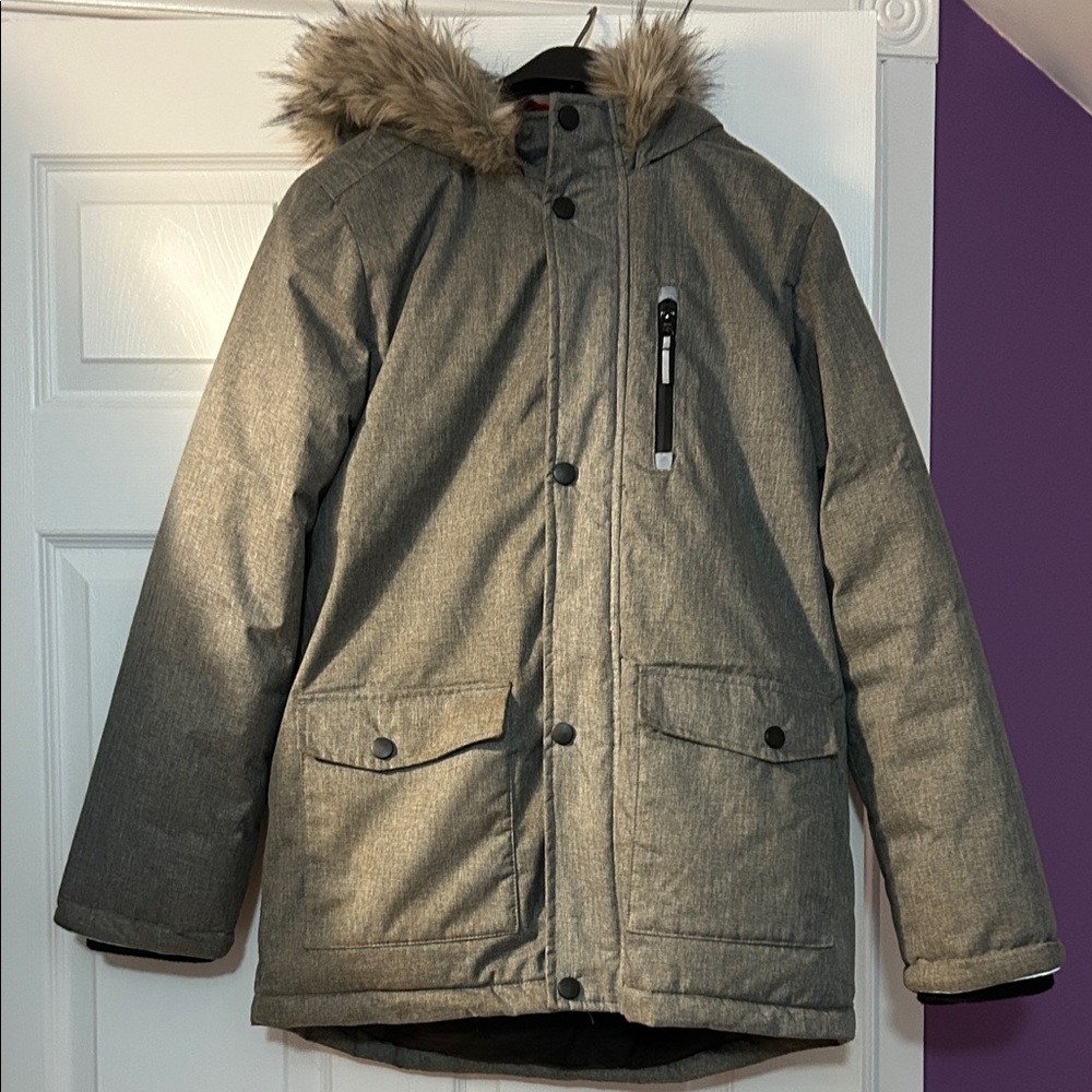 Canadians XL (14-16 youth) Gray hooded parka
